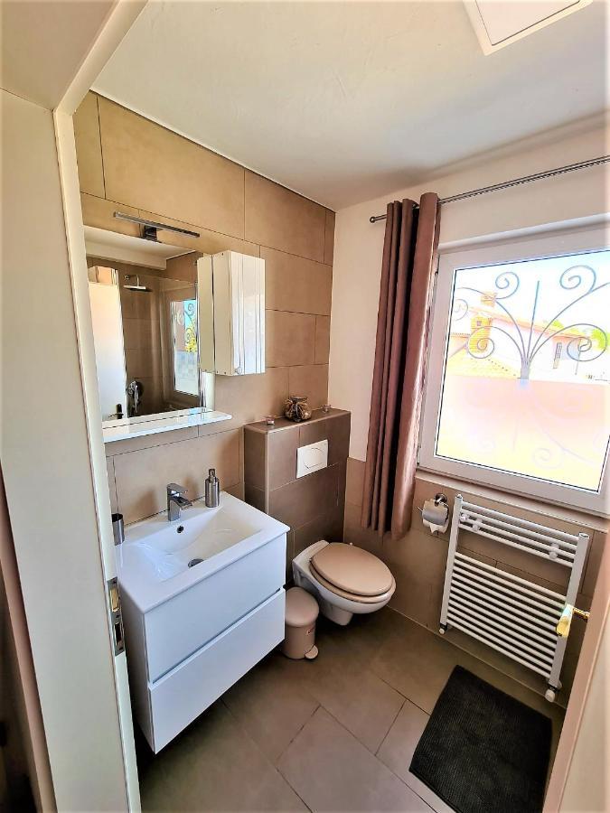 Apartment Villa Engel With Pool Porec Bagian luar foto