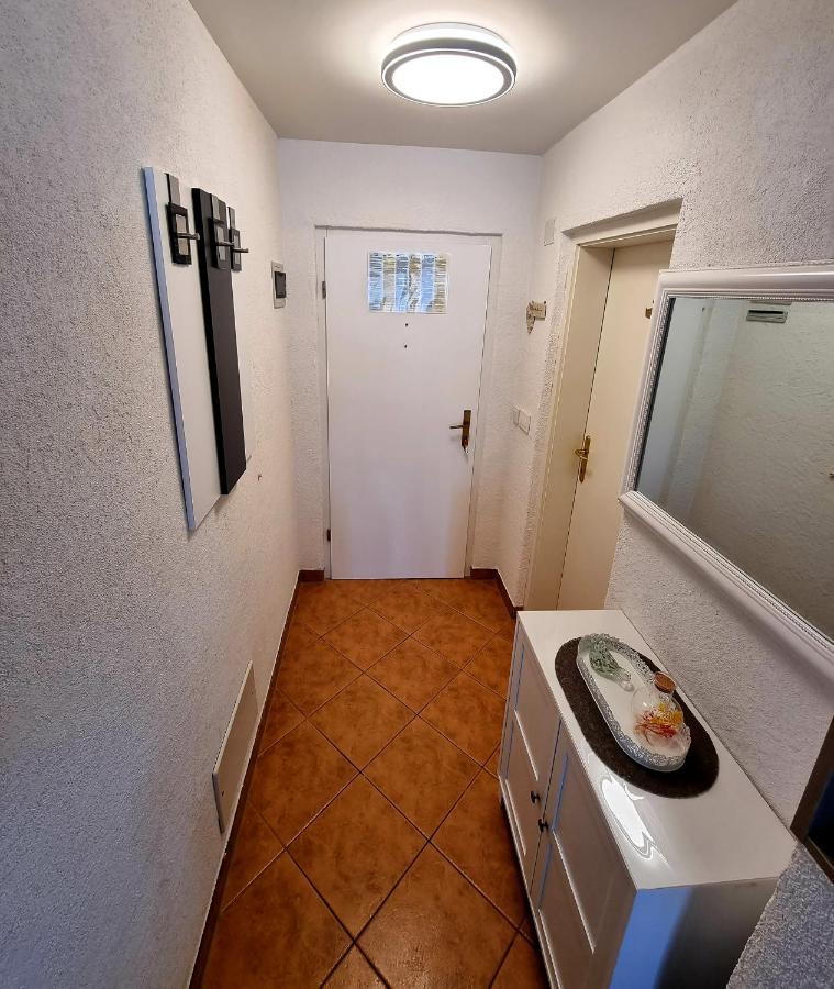 Apartment Villa Engel With Pool Porec Bagian luar foto